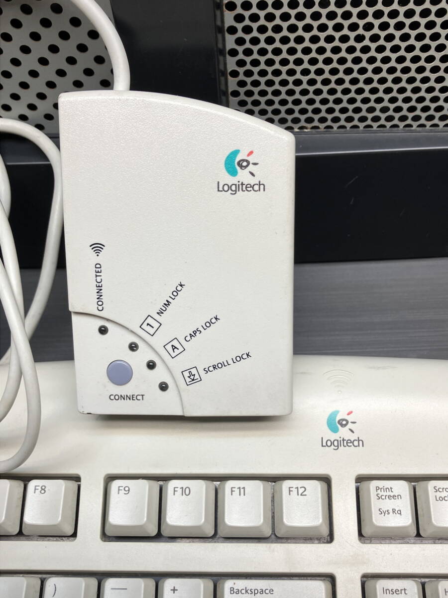Logitech ロジテック コードレス ワイヤレス キーボード 動作品 Logitech ロジテック コードレス ワイヤレス キーボード 動作品
