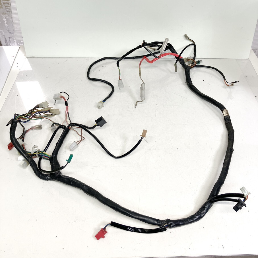 本物保証!  マジェ125 メインハーネス マジェスティ125 5CA キャブ車 初期型 パーツ