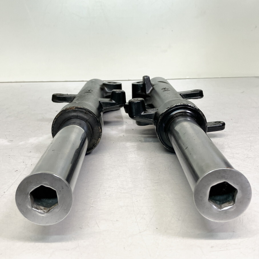 マジェスティ250-2/C SG03J フロントフォーク 全長約475mm 33Φ マジェスティ250-2/C SG03J フロントフォーク 全長約475mm 33Φ