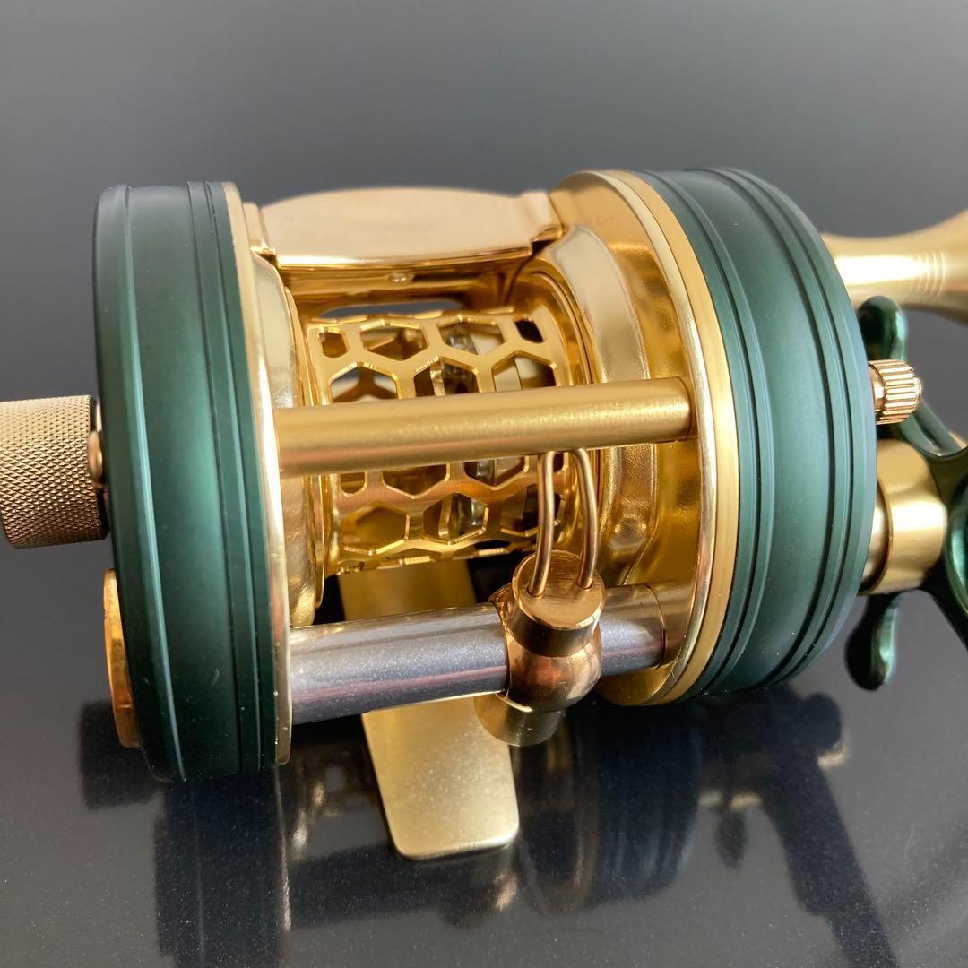 新品】渓流ベイトリール 丸型リール トラウト用 ゴールド/グリーン 新品】渓流ベイトリール 丸型リール トラウト用 ゴールド/グリーン