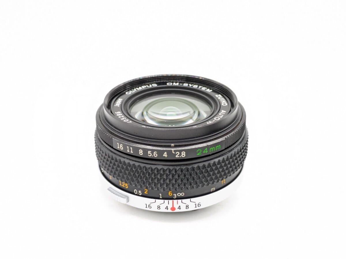 Olympus ZUIKO AUTO-W 24mm F2.8 Old Camera Lens Made in Japan Olympus ZUIKO AUTO-W 24mm F2.8 Old Camera Lens Made in Japan