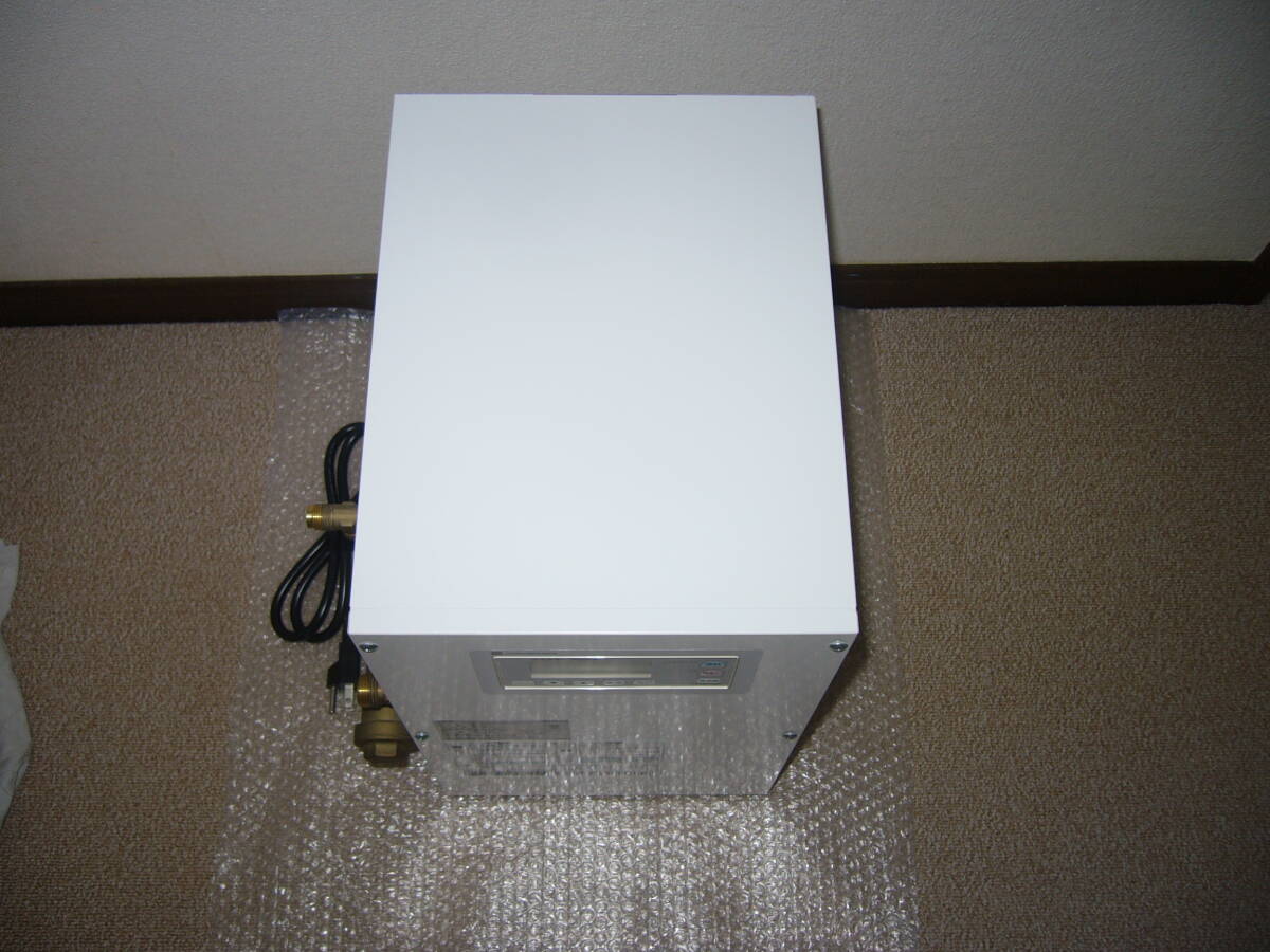 美品】 iTomic ESN12BLN111C0 (100V) イトミック 電気温水器 12L 美品】 iTomic ESN12BLN111C0 (100V) イトミック 電気温水器 12L