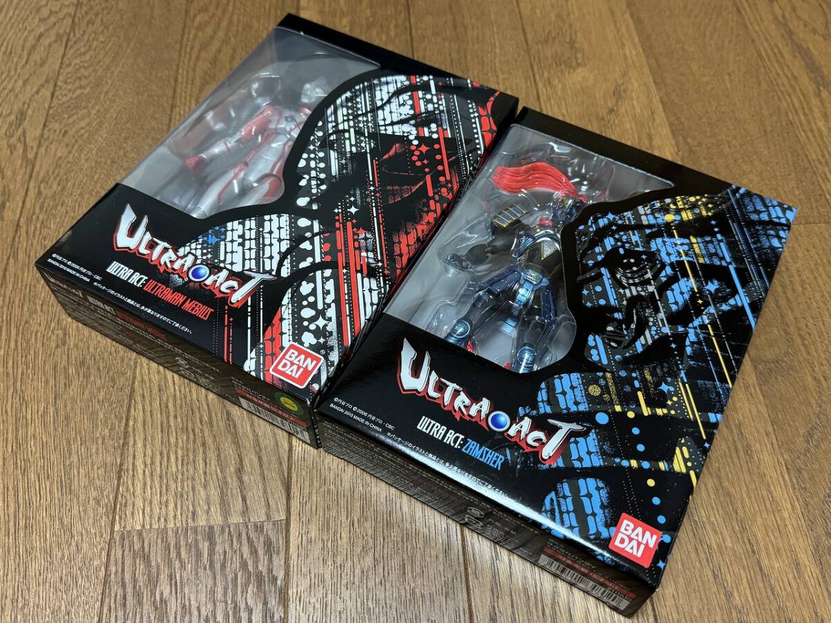 バンダイ ウルトラアクト/ ULTRA ACT: ウルトラマンメビウス vs バンダイ ウルトラアクト/ ULTRA ACT: ウルトラマンメビウス vs