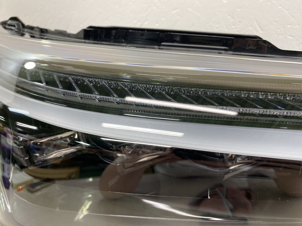 60906 ① 3眼 レクサス NX AAZA20 純正 右 ヘッドライト LED KOITO 78-58 刻印 11 AAZA25 AAZH20 AAZA25