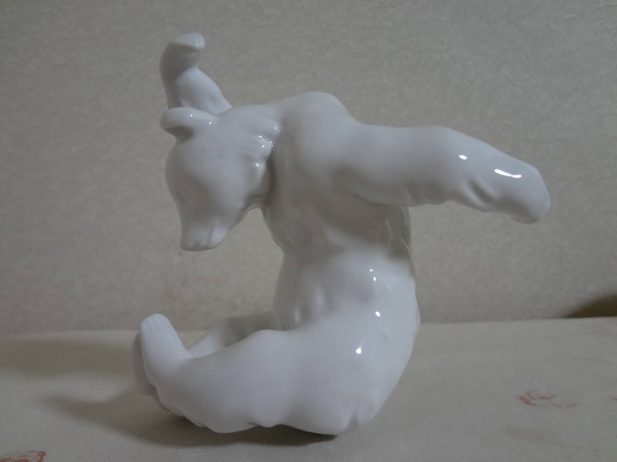 KPM ベルリン 王立磁器製陶所 PLAYING BEAR ヨハネス・ヘンク ベア クマの置物_画像2