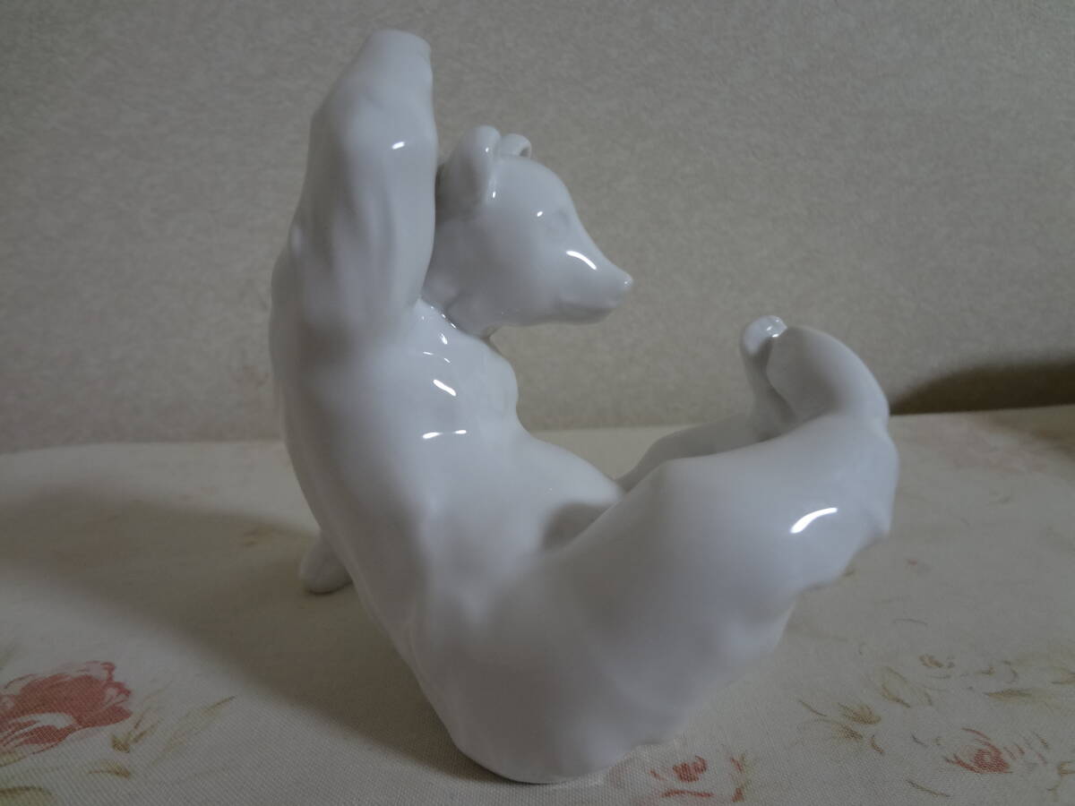 KPM ベルリン 王立磁器製陶所 PLAYING BEAR ヨハネス・ヘンク ベア クマの置物_画像3
