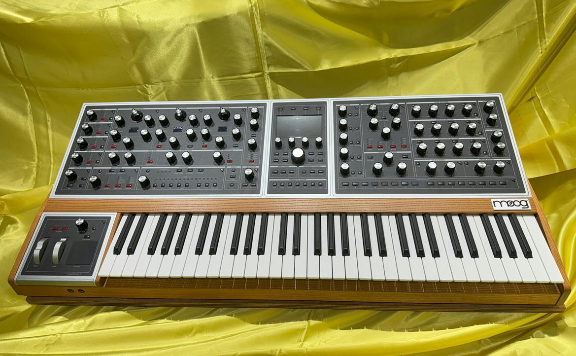 Yahoo!オークション - moog one 16 voice・美品 <12月まで保証 Yahoo!オークション - moog one 16 voice・美品 <12月まで保証