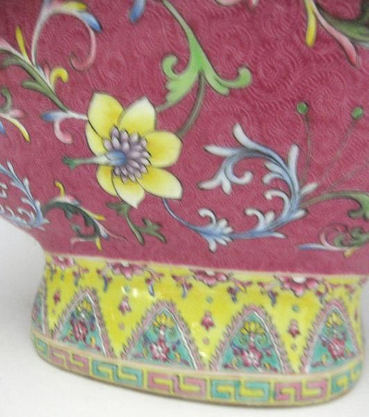 景徳鎮(zhèn) 粉彩花文扁壺 花瓶 全高49cm 壺 中國(guó) 美術(shù) 陶磁器 景徳鎮(zhèn)壺 花器 花生 磁器 希少 干隆年制