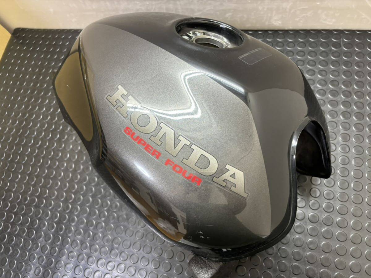CB1000SF SC30 BIG1 HONDA 純正 タンク　( 黒 )