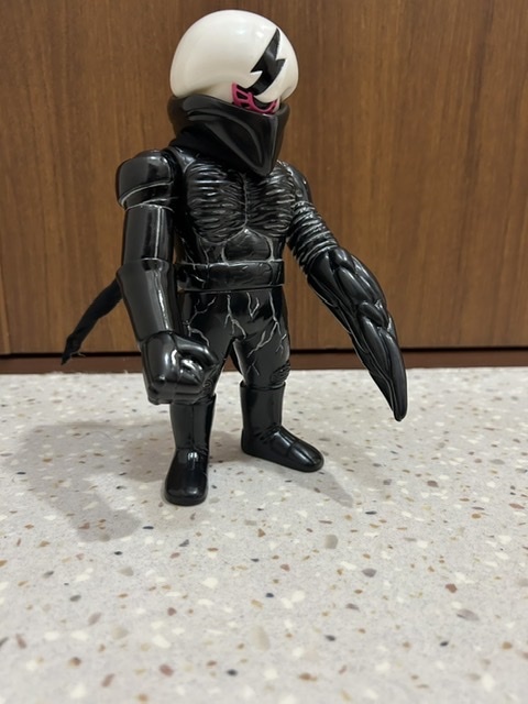 REALHEAD ドクロマニヨン 黒成形 ライダー リアルヘッド リアルヘッド ドクロマニヨン REALHEAD 真頭玩具 ソフビ 創作