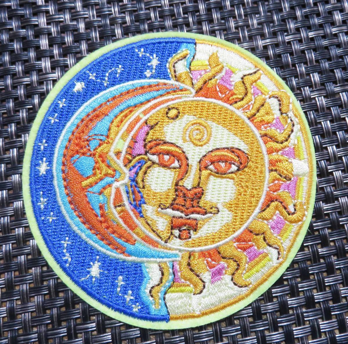 {OR оранжевый три день месяц }#[ месяц . солнце SUN MOON] супер изящный { Греция Mexico бог .. дизайн ] вышивка нашивка # музыка музыка * искусство искусство изобразительное искусство *