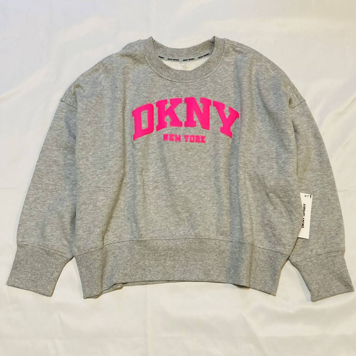 新品ダナキャランDKNYSPORTロゴスウェットトレーナーMオーバーサイズ 新品ダナキャランDKNYSPORTロゴスウェットトレーナーMオーバー