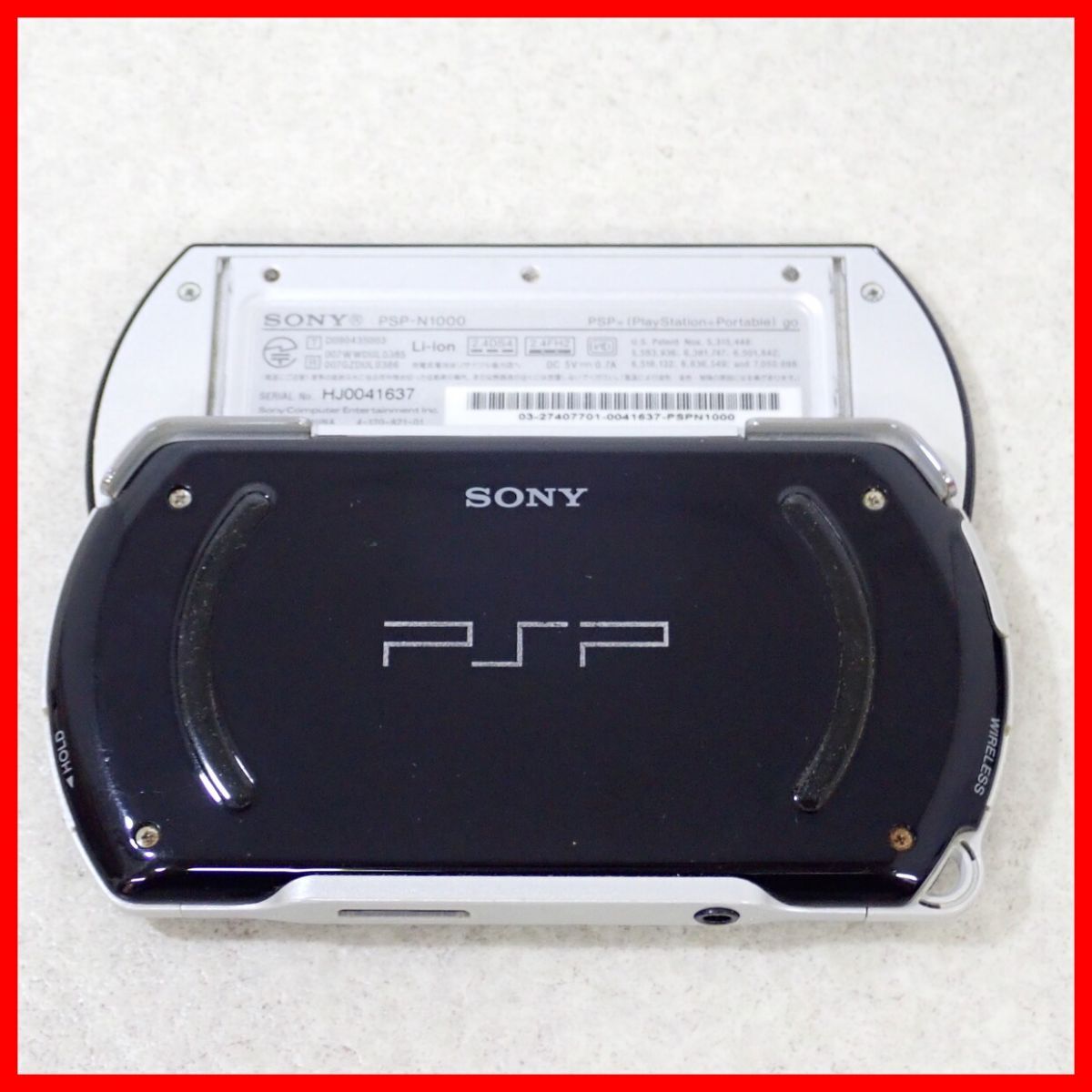お手頃価格 動作品 PSPgo プレイステーションポータブルgo 本体 PSP-N1000 + PSP go
