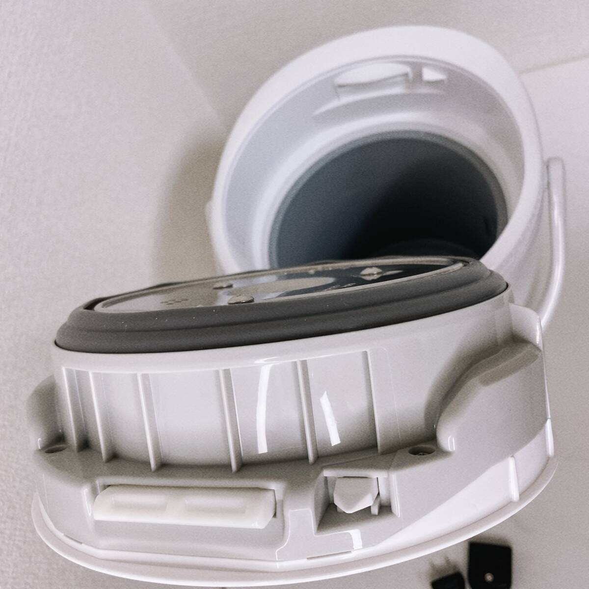 象印 スチーム式加湿器 EE-RM35-WA|Yahoo!フリマ(旧PayPayフリマ) 象印 スチーム式加湿器 EE-RM35-WA|Yahoo!フリマ(旧PayPayフリマ)