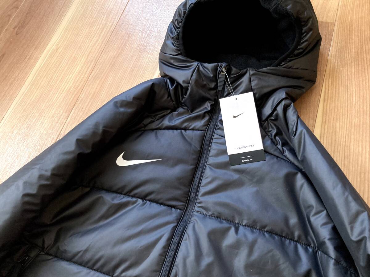 新品】 NIKE /2way Therma-FIT 中綿 ベンチコート ハーフコート 新品】 NIKE /2way Therma-FIT 中綿 ベンチコート ハーフコート
