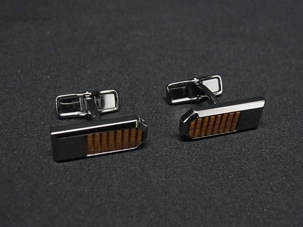■新品同様■ dunhill ダンヒル カフスボタン カフリンクス アクセサリー ビジネス 紳士 メンズ シルバー系 DE4889