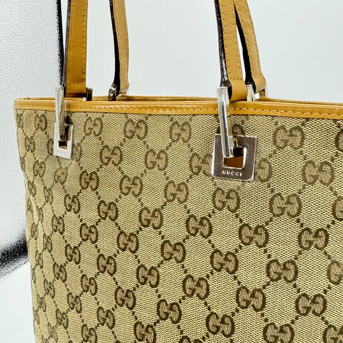 早い者勝ち GUCCI グッチ トートバッグ GG柄 GGキャンバス 早い者勝ち GUCCI グッチ トートバッグ GG柄 GGキャンバス