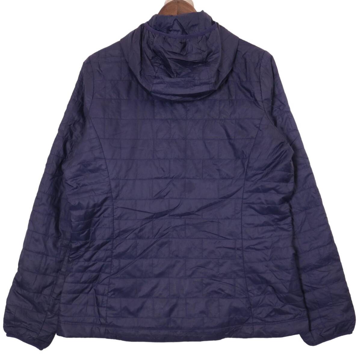 2024年最新海外 patagonia パタゴニア ナノパフ ジャケット アウトドア ネイビー 女性用
