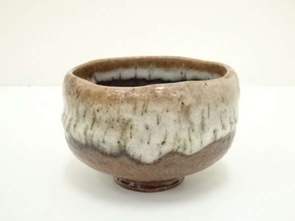 ys7083474; 宗sou 大樋焼　大樋長楽造　茶碗（共箱）【道】