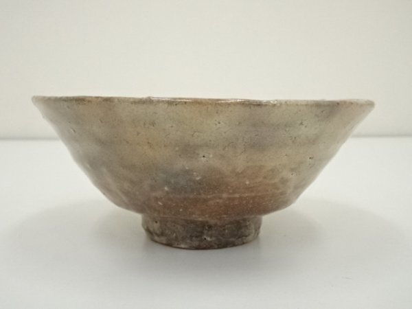 ys7081049; 宗sou 萩焼　大野瑞峰造　平茶碗（共箱）【道】