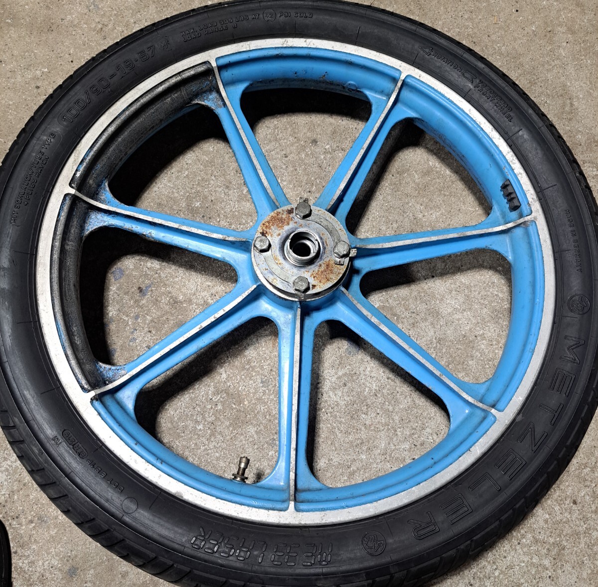 11 カワサキ純正 19インチ 1.85 フロントホイール Z400FX Z550FX Z400J Z750FX Z1000J Z1000R Z1 Z2 KZ900 KZ1000 Z1000MK2 Z1000J Z750D 