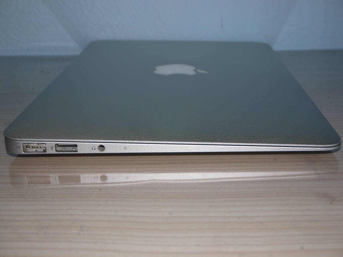 ☆MacBook Air 11インチ(Late 2010) Core 2 Duo 1.4GHz/2GB ☆MacBook Air 11インチ(Late 2010) Core 2 Duo 1.4GHz/2GB