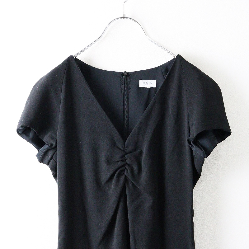フォクシーブティック FOXEY BOUTIQUE Vネックギャザーストレッチワンピース 40/ブラック ドレス タック フレア【2400013989824】