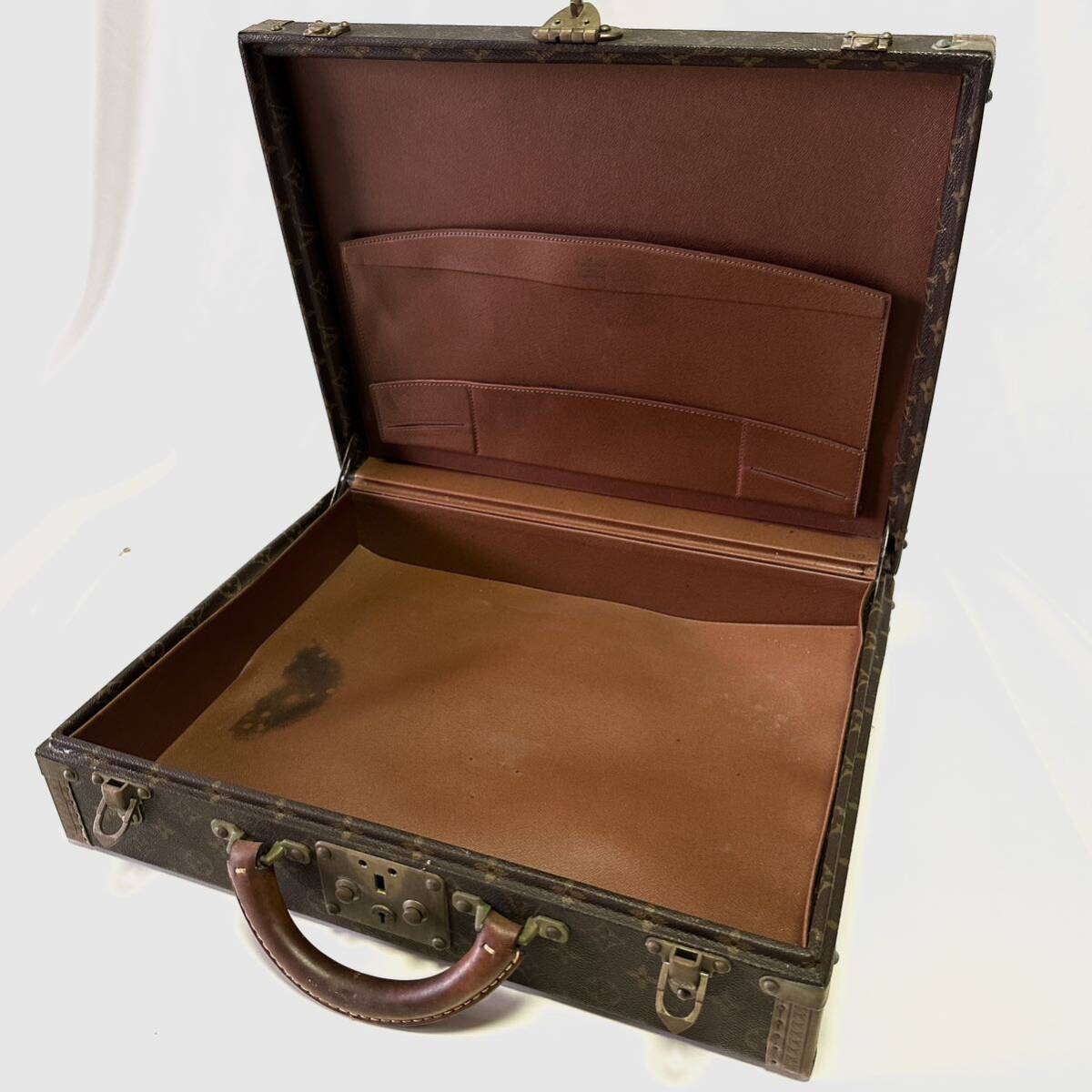 希少 Louis Vuitton ルイヴィトン コトヴィル40 プレジデント 希少 Louis Vuitton ルイヴィトン コトヴィル40 プレジデント