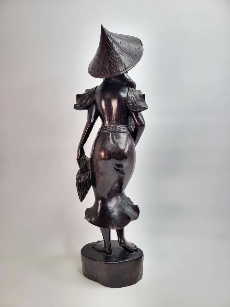 木彫り 大き(約58cm)女性像 無垢 黒檀 置物 バリ島 人形 木彫り 大き(約58cm)女性像 無垢 黒檀 置物 バリ島 人形