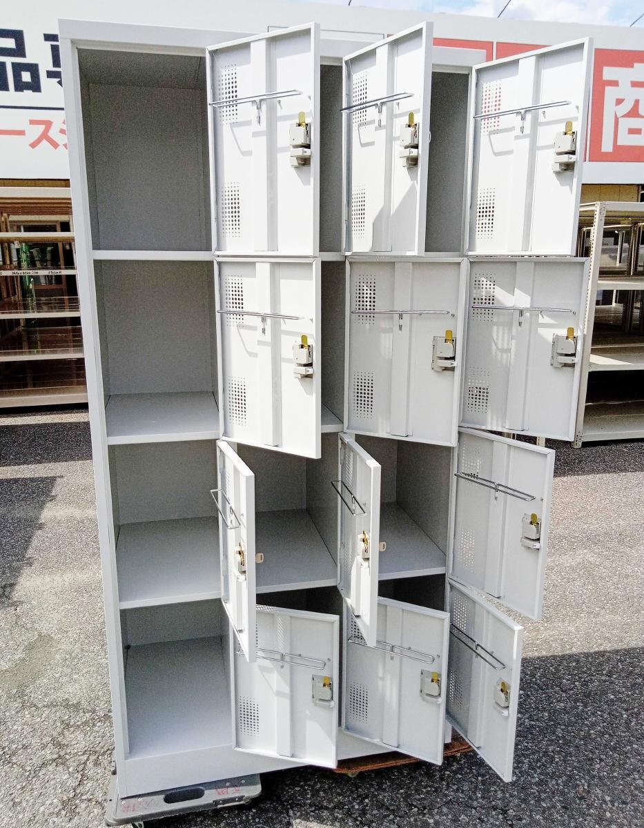 豊国工業 12人用ロッカー TLK-S12 2021年製 全扉鍵付き W900 豊国工業 12人用ロッカー TLK-S12 2021年製 全扉鍵付き W900