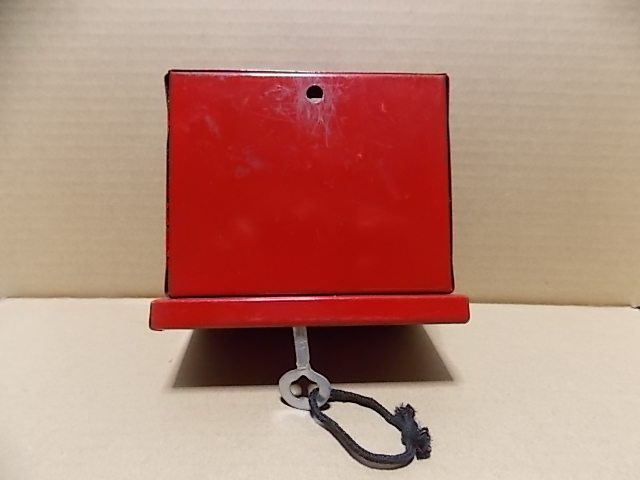 レトロ 当時物 ブリキ 赤い電話料金箱 鍵付き 貯金箱にも 鉄 レトロ 当時物 ブリキ 赤い電話料金箱 鍵付き 貯金箱にも 鉄