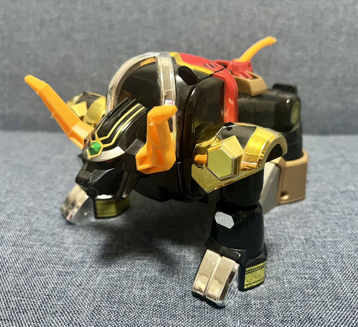 Amazon.co.jp: 星獣戦隊ギンガマン DX超合金 騎獣合身