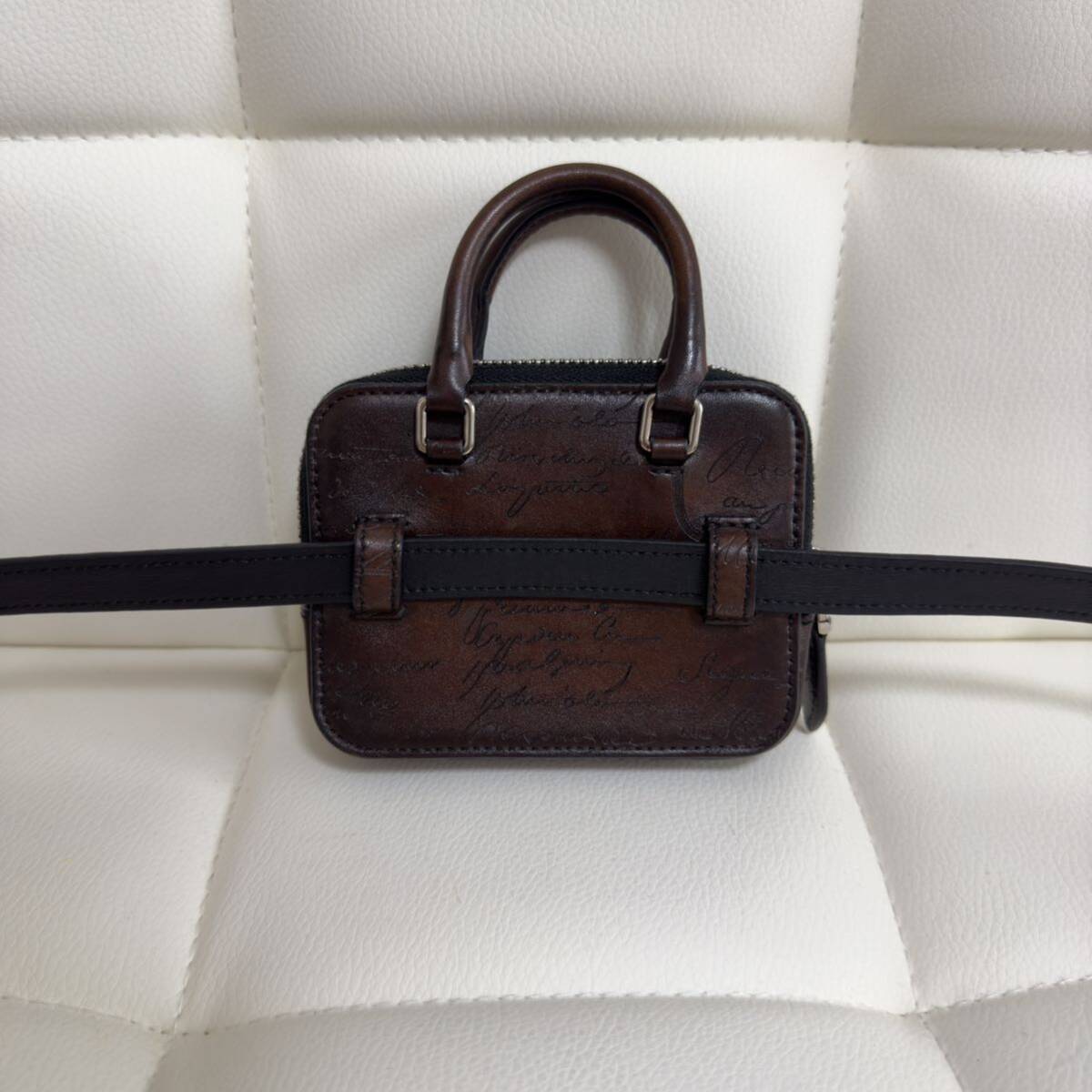 定価23 8万円 ベルルッティ アンジュール ナノ カリグラフィー 定価23 8万円 ベルルッティ アンジュール ナノ カリグラフィー