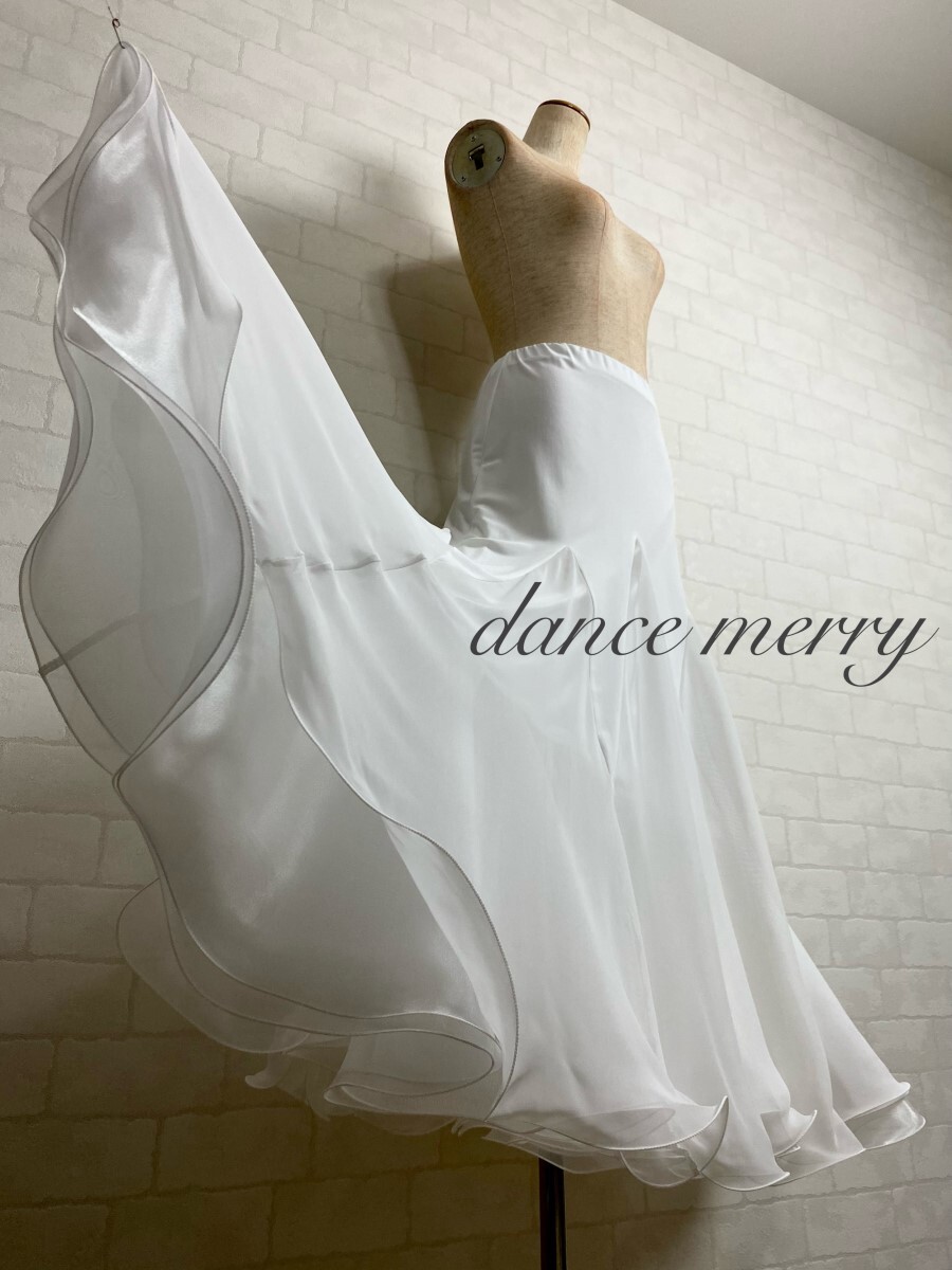 ☆送料無料☆【MERRY】 新品 社交ダンス 豪華 スカート 白 4784 ☆送料無料☆【MERRY】 新品 社交ダンス 豪華 スカート 白 4784