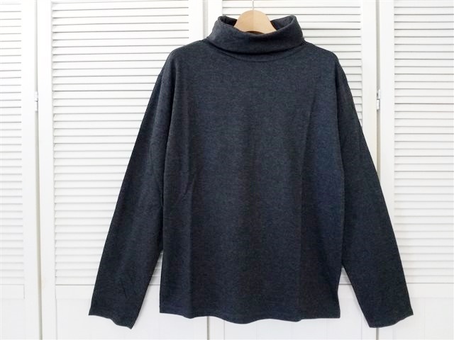 Ｌ * 新品　肌にやさしい綿100％　タートルネックＴシャツ♪　チャコールグレー