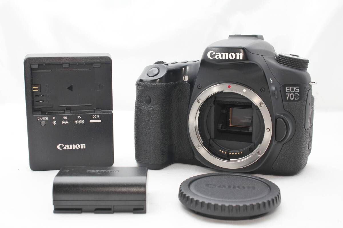 ★【限定！極上美品 初心者おすすめ 一眼レフ ボディ】 Canon EOS 70D ★ バッテリー 充電器付き