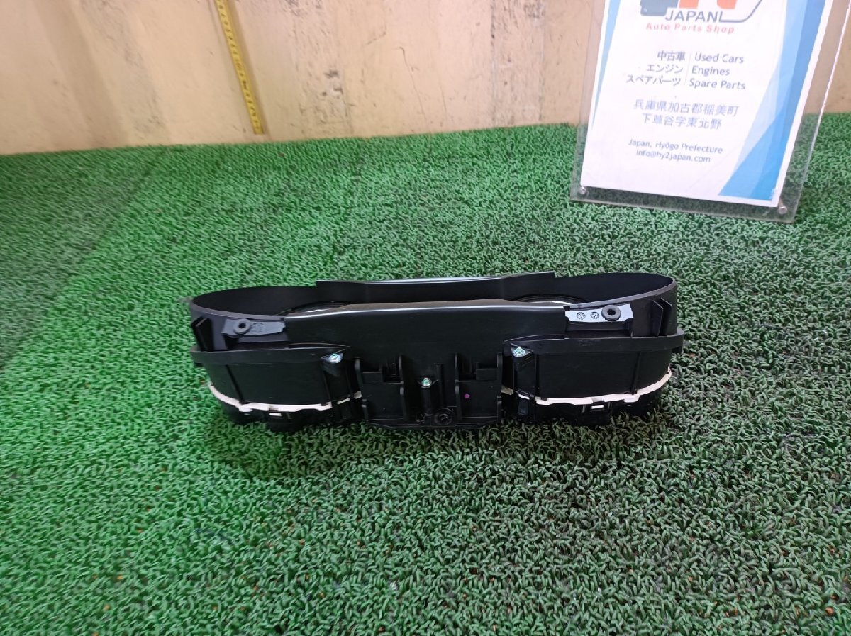 アウディ スピードメーター A4 ABA-8KCALF, 2008 #hyj NSP155999