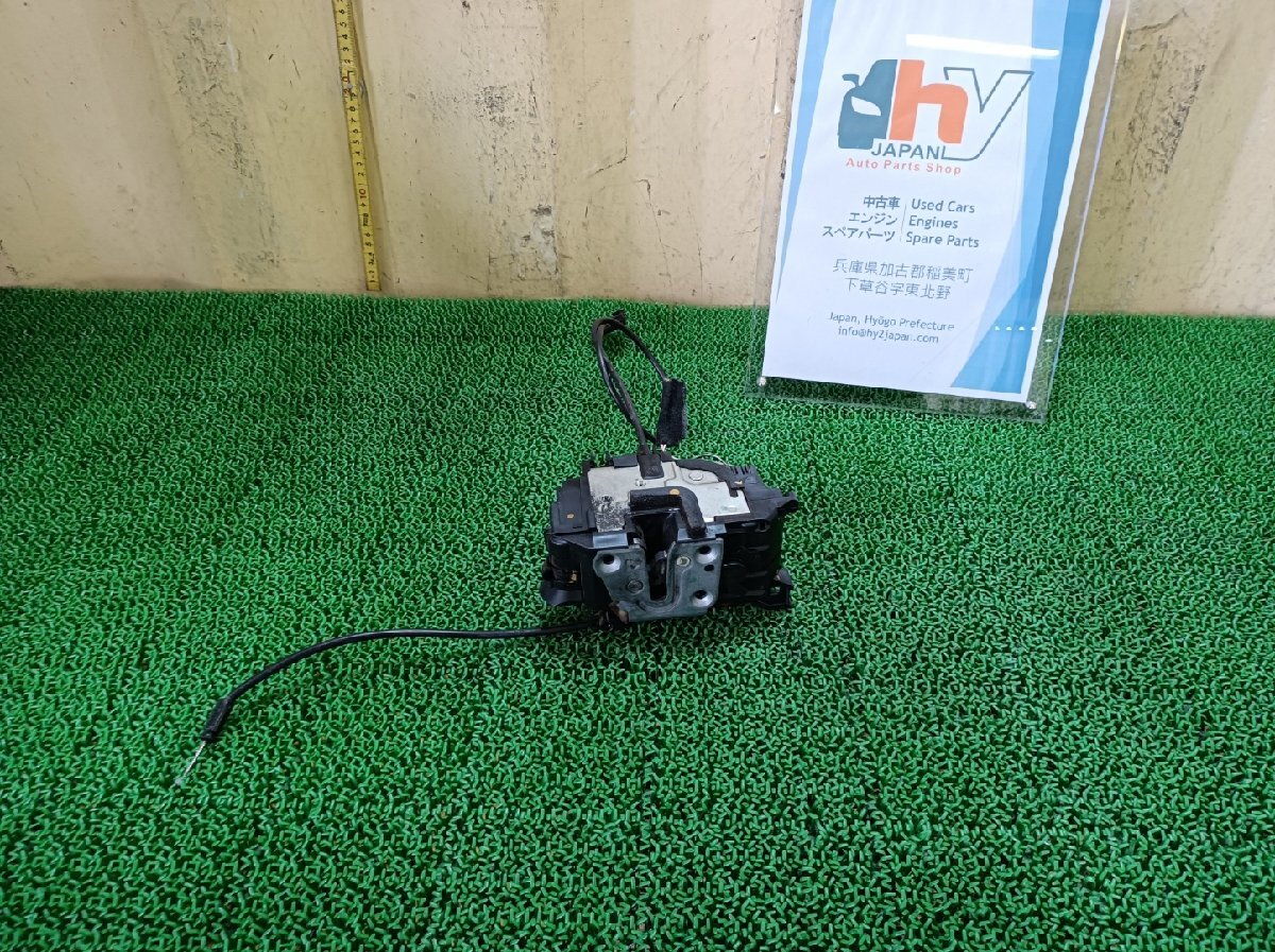 ルノー 左フロントドアロック ルーテシア ABA-RF4C, 2010 #hyj NSP172525