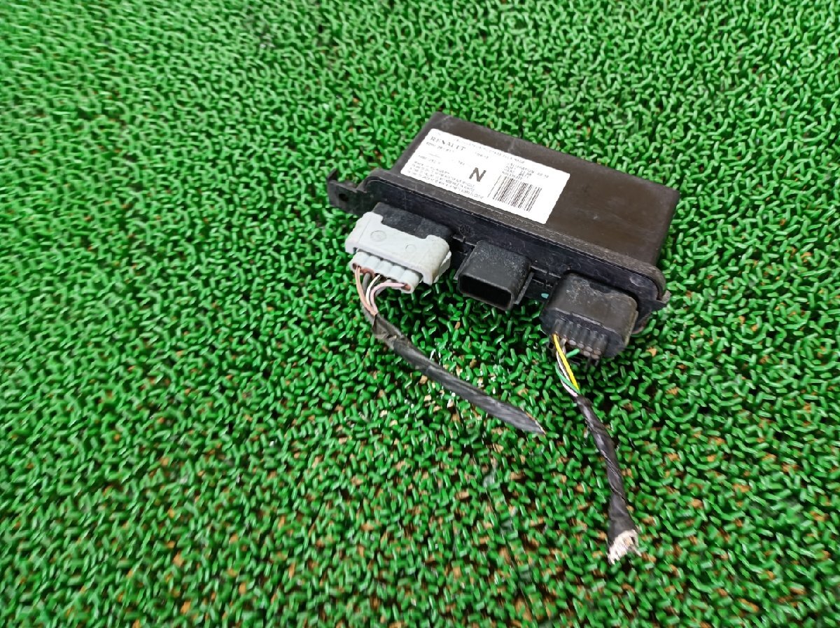 ルノー ライトコントロールコンピューター ルーテシア ABA-RF4C, 2010 #hyj NSP172535