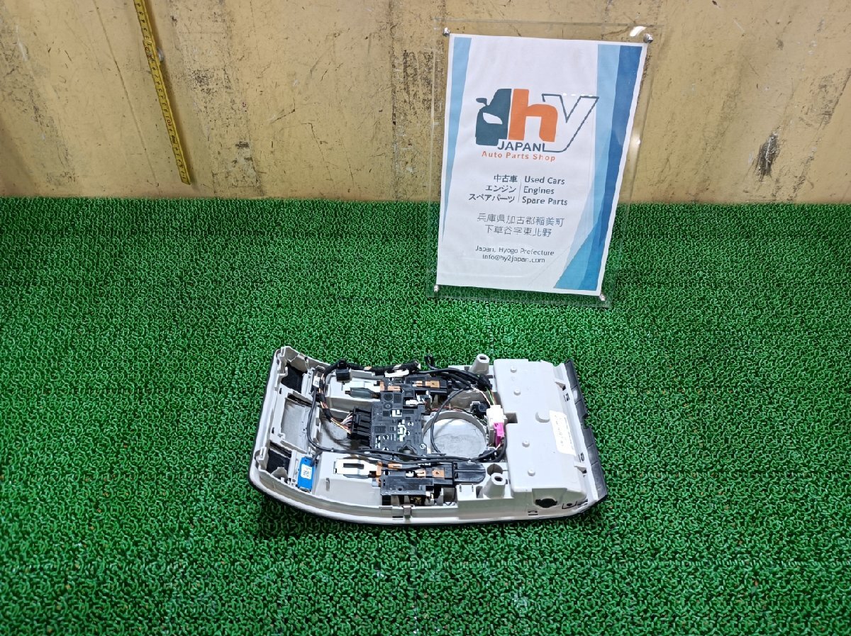 アウディ フロントルームランプ A6 ABA-4FCCEA, 2011 #hyj NSP174005
