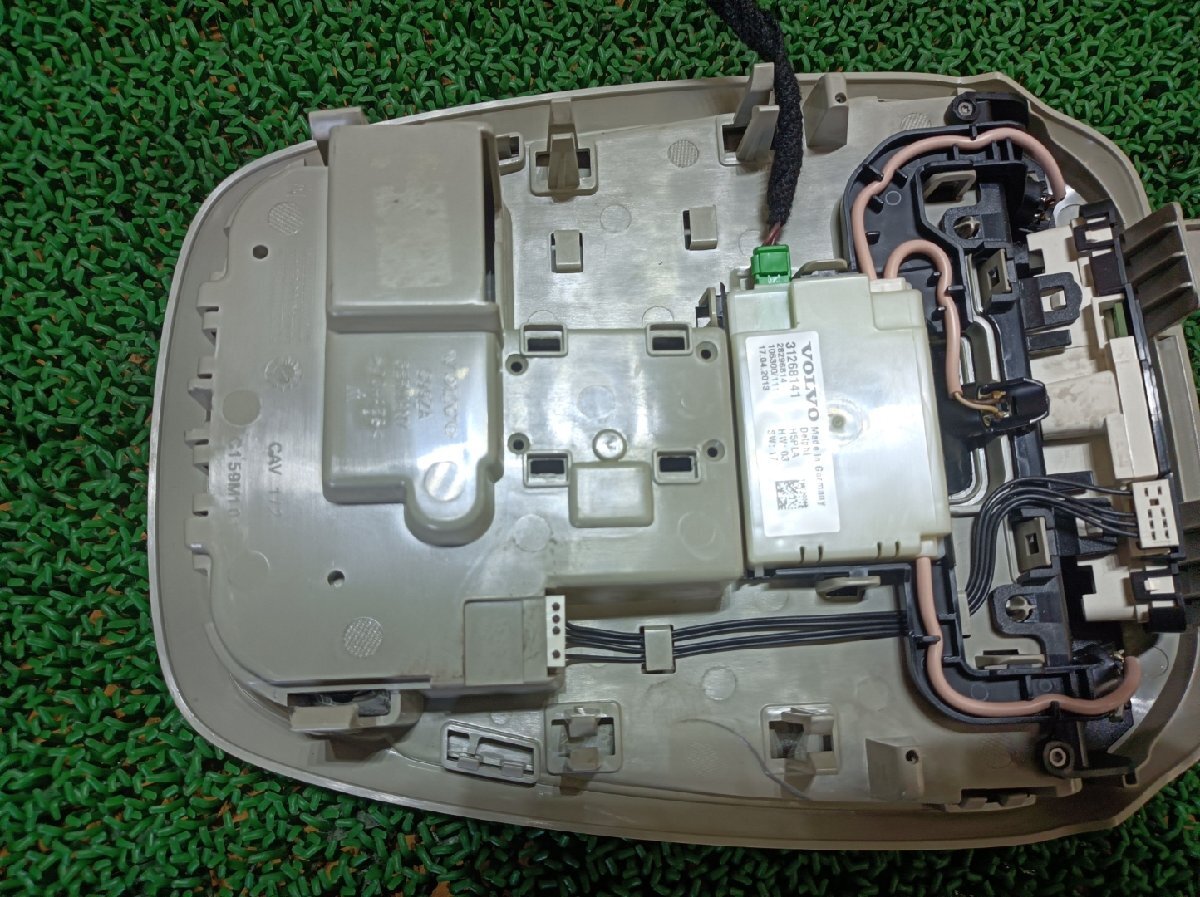 ボルボ ルームランプ V40 DBA-MB4164T, 2013 #hyj NSP182614