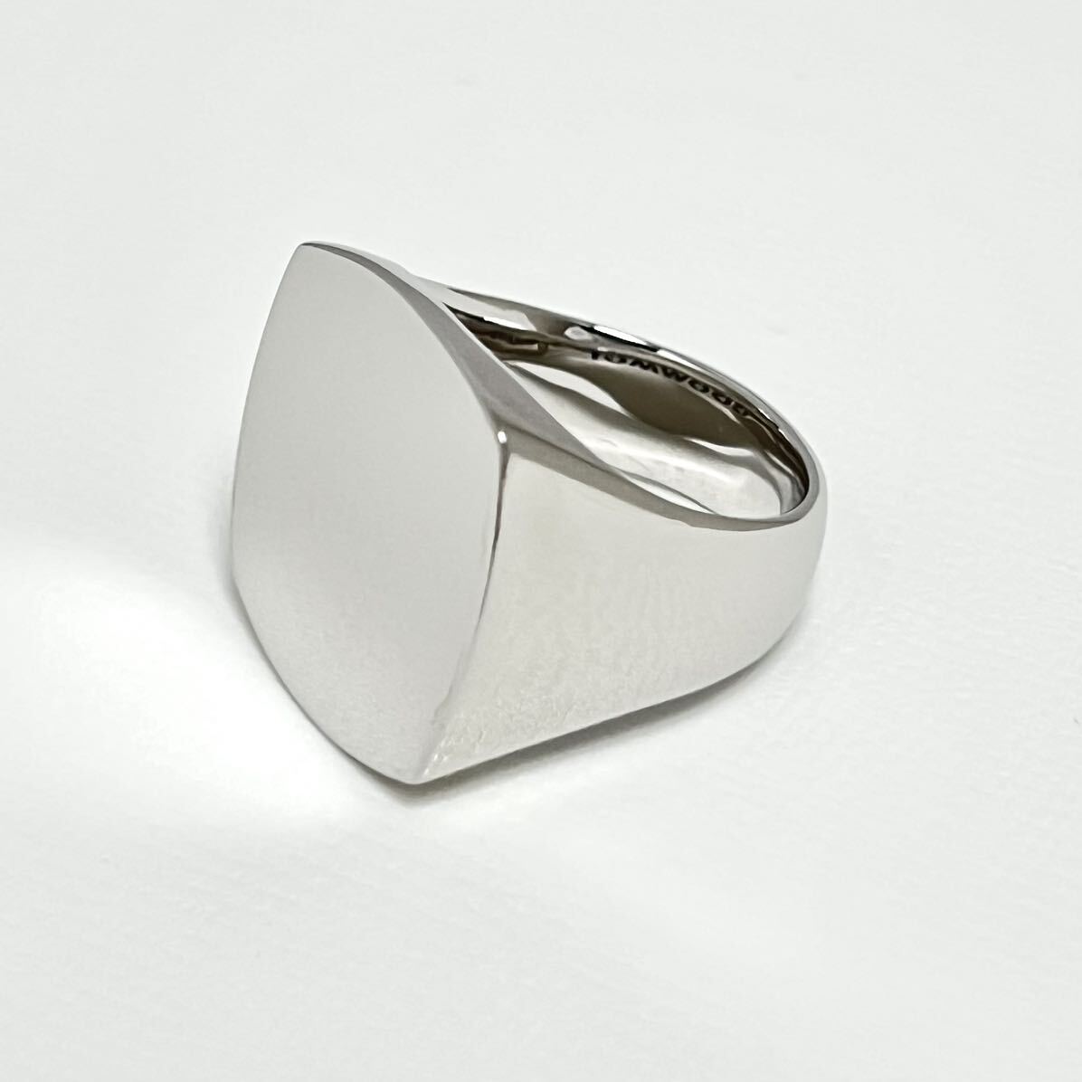 58 新品 TOMWOOD トムウッド 指輪 Umi RING Cushion 大ぶり 58 新品 TOMWOOD トムウッド 指輪 Umi RING Cushion 大ぶり