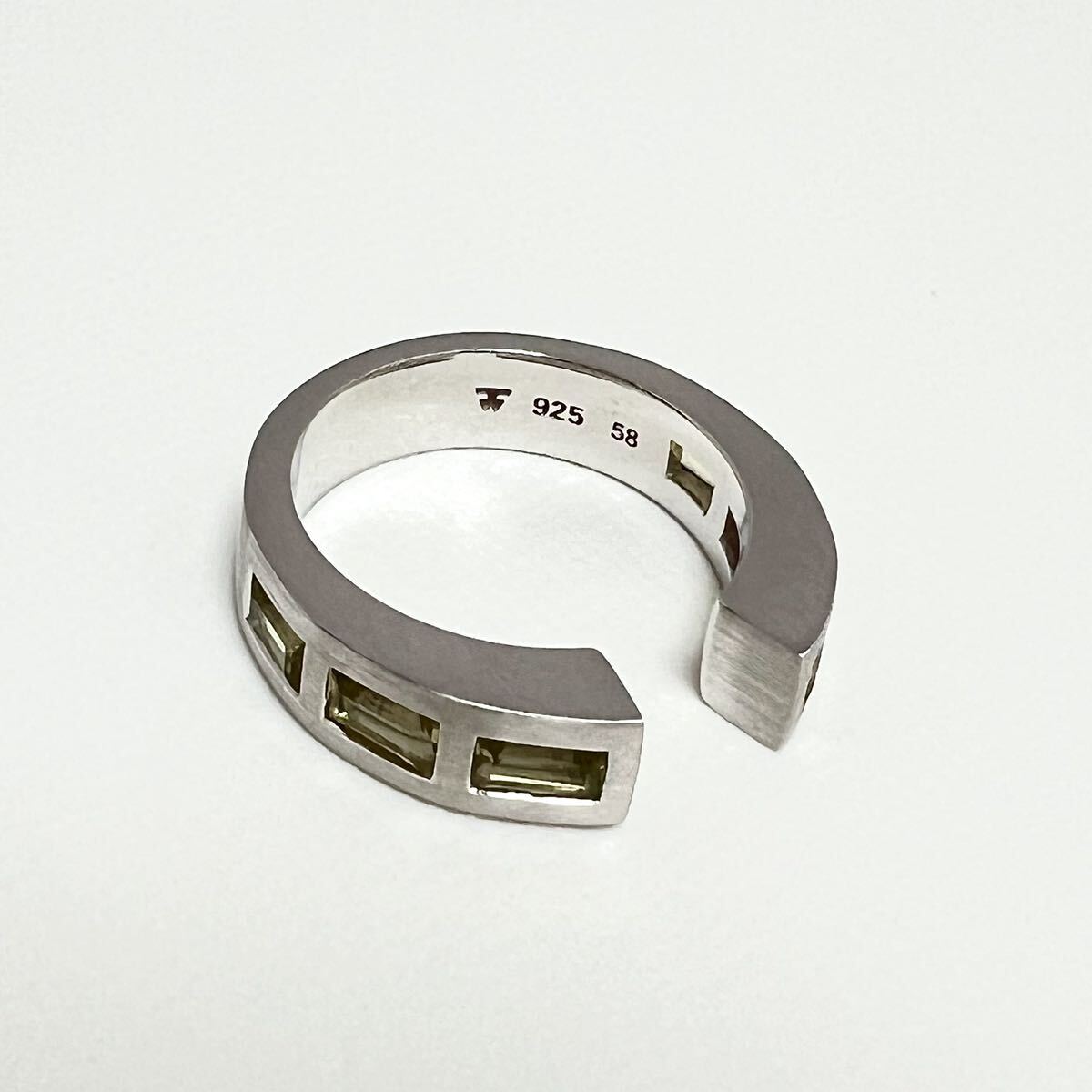 58 新品 TOM WOOD トムウッド 指輪 ボルト ゲート リング VAULT 58 新品 TOM WOOD トムウッド 指輪 ボルト ゲート リング VAULT
