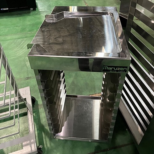 ドーナツフライヤー(MEFDー18DL)専用架台 業務用 中古/送料別途 ドーナツフライヤー(MEFDー18DL)専用架台 業務用 中古/送料別途