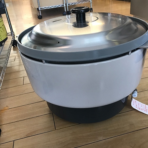 中古品 2022年製造 リンナイ ガス炊飯器 未使用品 RR-400CF LPガス用 W569×D485×H419mm 連続スパーク点火 送料別途 |  中古,熱機器 | 楽楽厨房センター