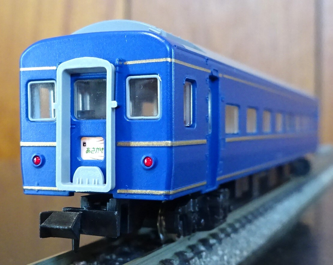 新品未使用 KATO 5021-1 オハネフ25 金帯(旧) KATO 24系25形金帯 5021-1 オハネフ25 送料185円 Nゲージ 旧製品