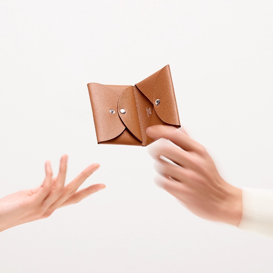 新品 HERMES CALVI DUO ゴールド エルメス カルヴィ デュオ 財布 新品 HERMES CALVI DUO ゴールド エルメス カルヴィ デュオ 財布