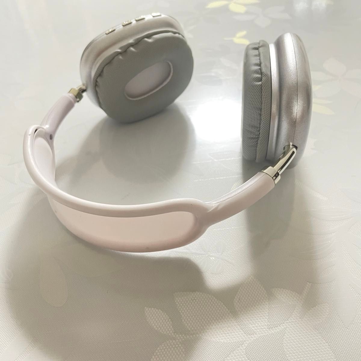 ワイヤレスヘッドホン シルバー ヘッドフォン Bluetooth ワイヤレスヘッドホン シルバー ヘッドフォン Bluetooth