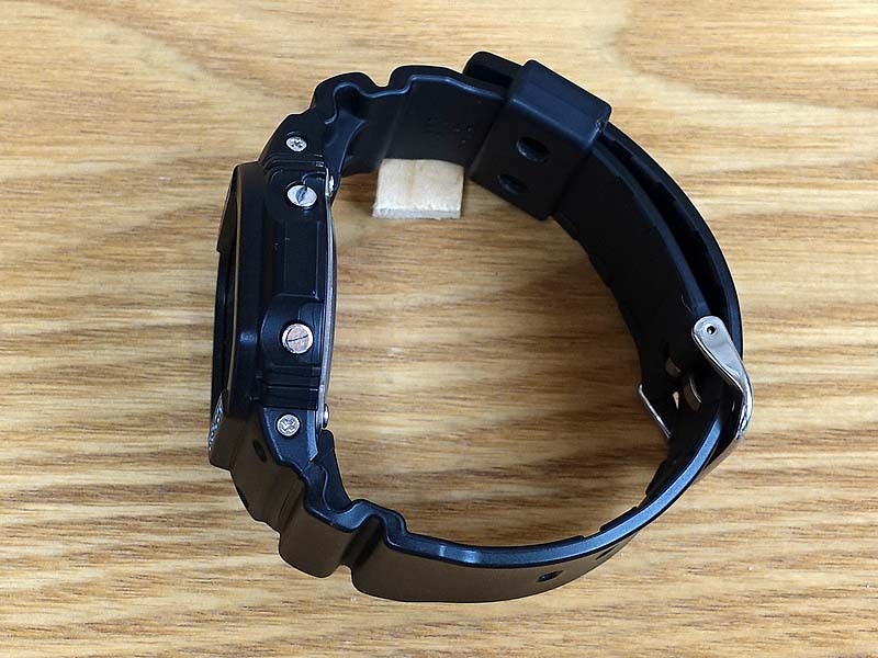 超美品 CASIO カシオ G-SHOCK Gショック GW-M5600BA-1JF 電波