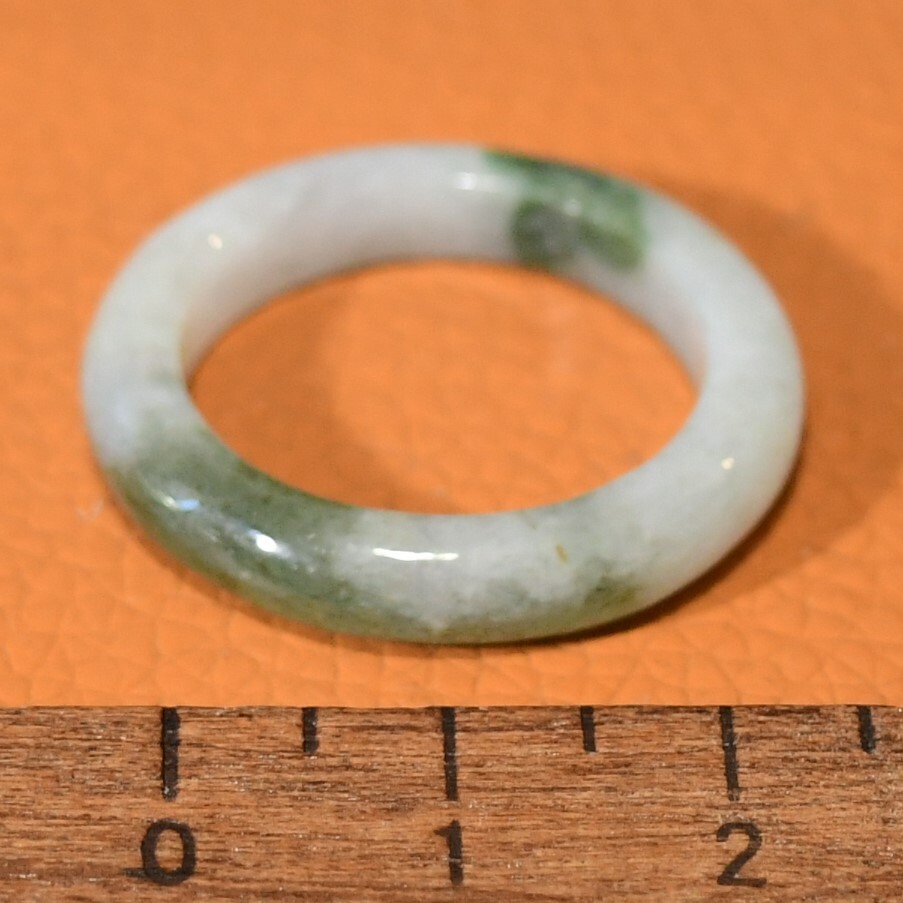 J1543 ヒスイ 翡翠 リング 指輪 22号 ミャンマー ジェイド ジェダイト 送料込_画像4